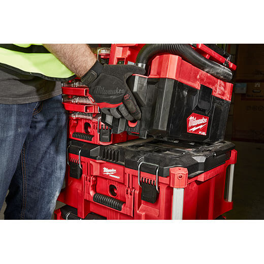 Milwaukee M18 FUEL PACKOUT 2.5 Gallon Wet/Dry Vacuum